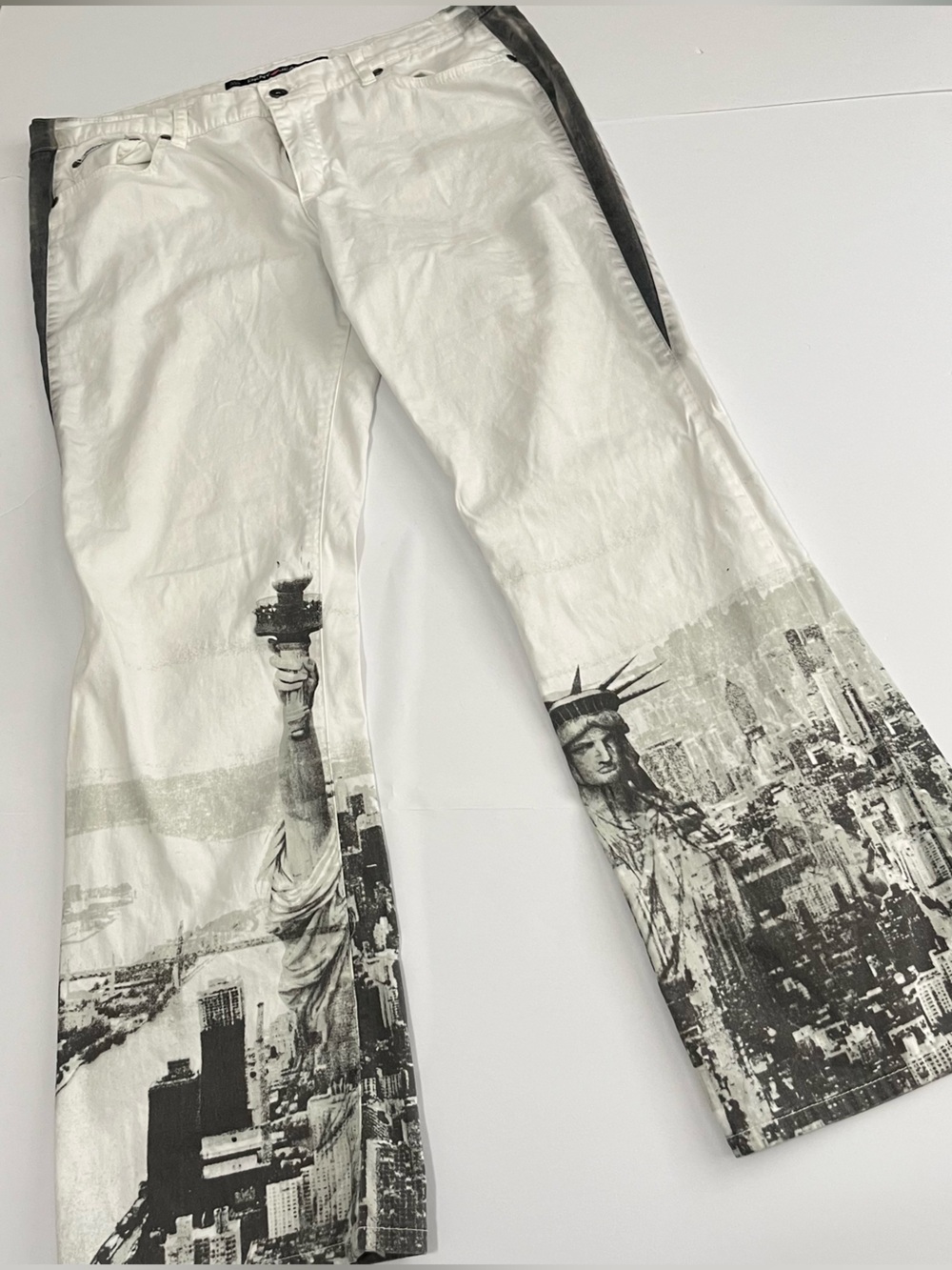 Vintage Y2K dnky bootcut New York city jeans